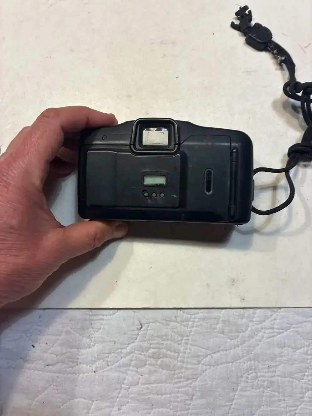 Canon Sure Shot Owl Date 35mm Point and Shoot Film Camera